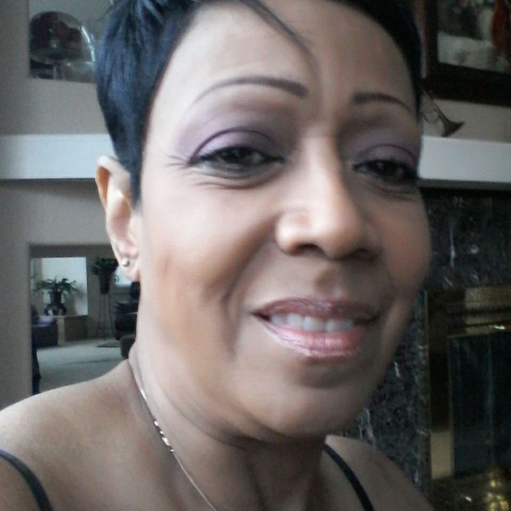 Meet your Posher, Shirley