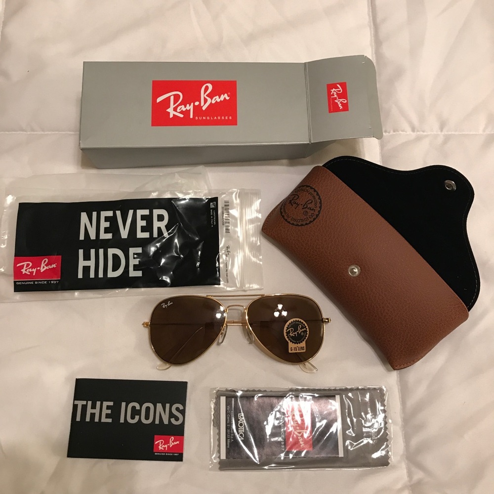 NIB Ray Ban Aviator Classic with Gold frame