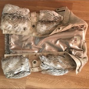 BKE faux fur vest from buckle size medium
