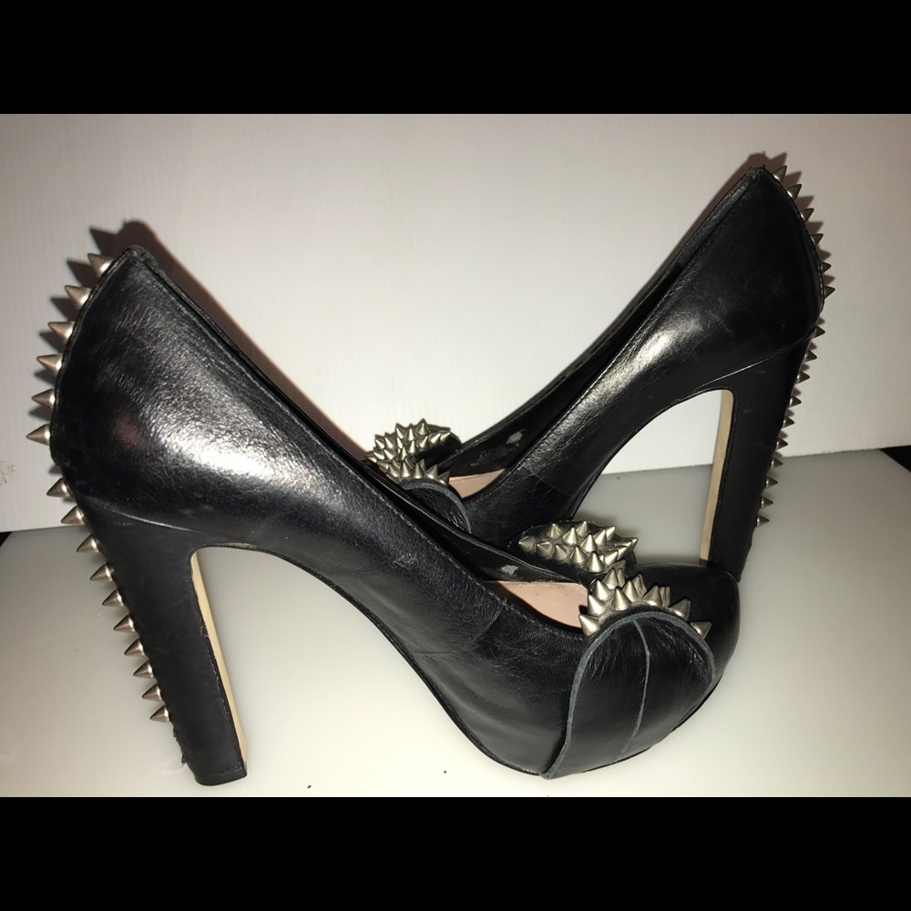 Vince Canute Janna Black Leather Pumps 6.5 B
