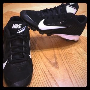 Nike Vapor Keystone size 5Y boys baseball cleats