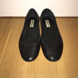 Steve Madden Klutch Pleated Black Flats