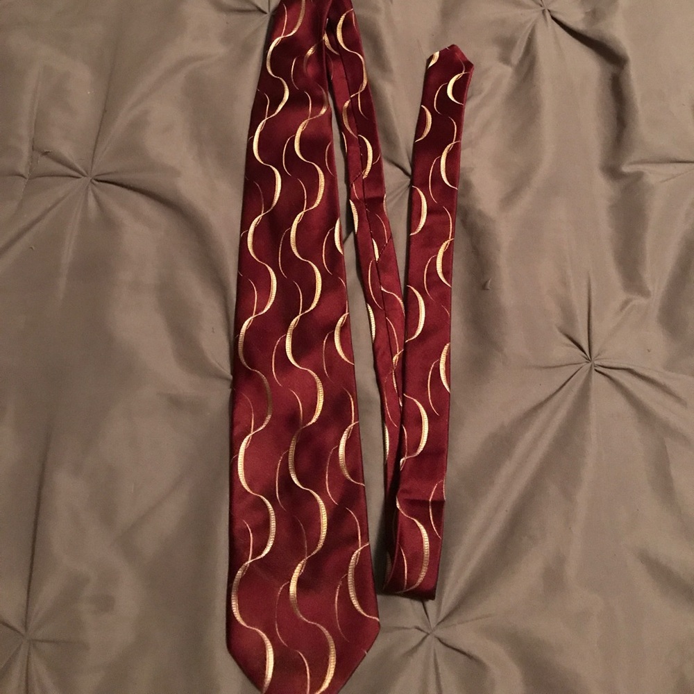Bachrach silk tie