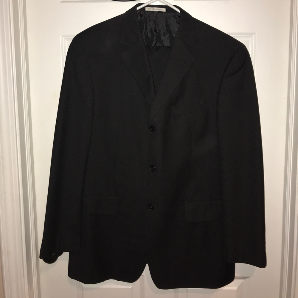 Men’s suit