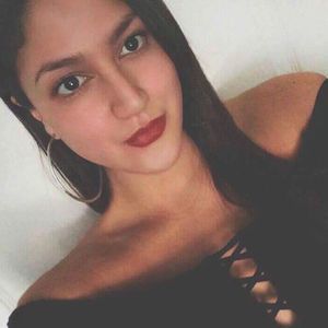 Meet your Posher, Noelia