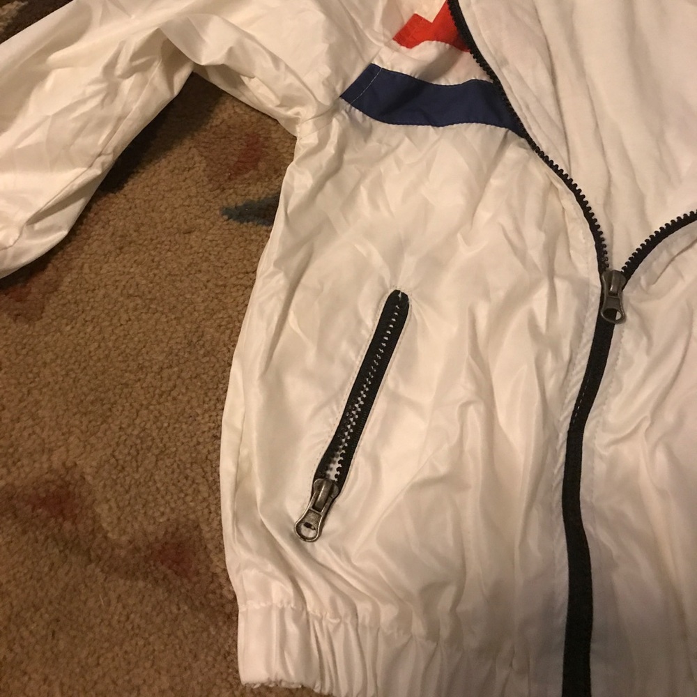 Boys rain jacket!! - Picture 4 of 5