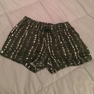 Old Navy Army Green and White Shorts