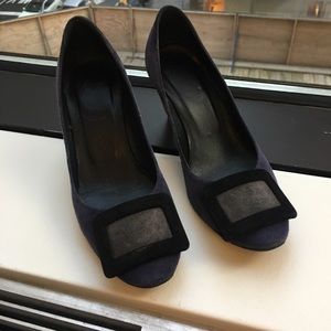 Roger vivier classic buckle two tone heels