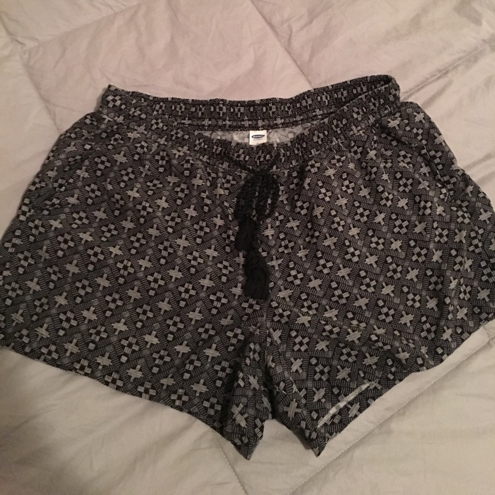 Old Navy Black and White Printed Shorts