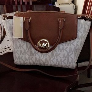Brand new with tags michael kors purse