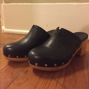 UGG Clogs