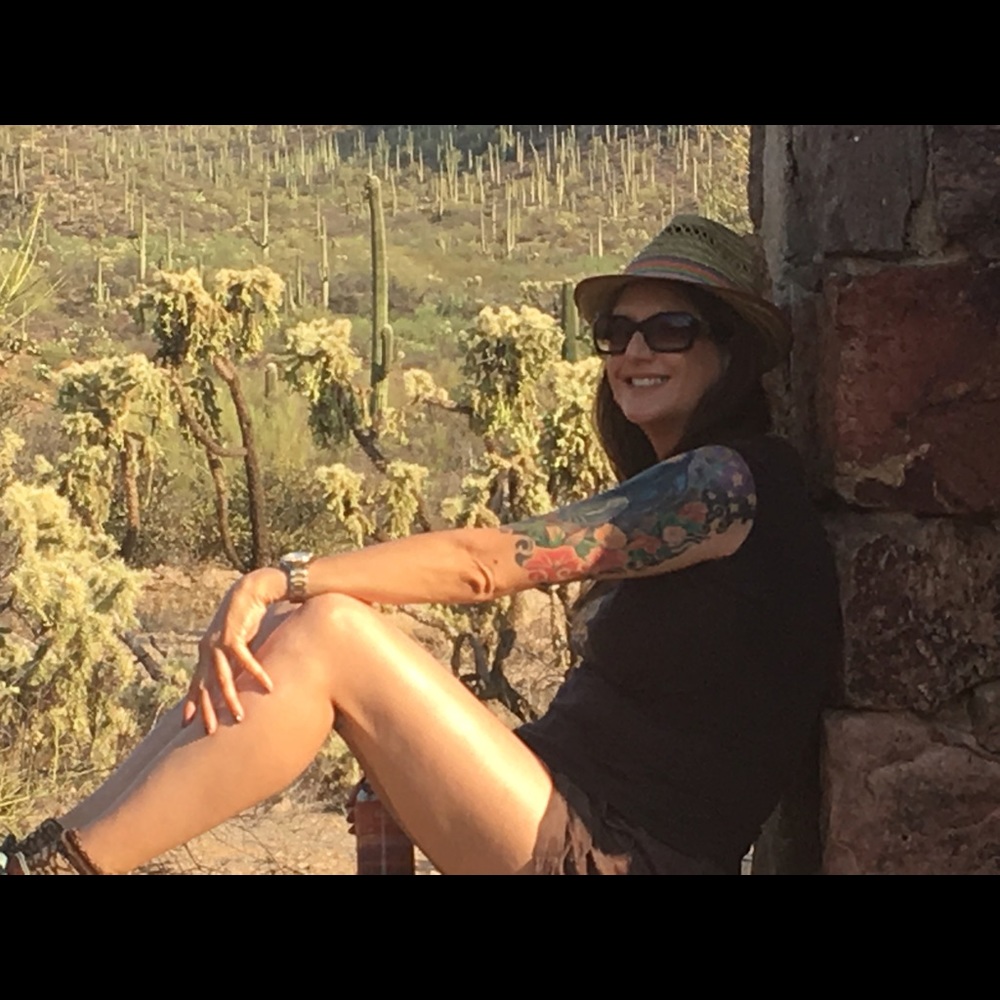 Meet your Posher, Danielle