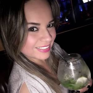 Meet your Posher, Lina piedad