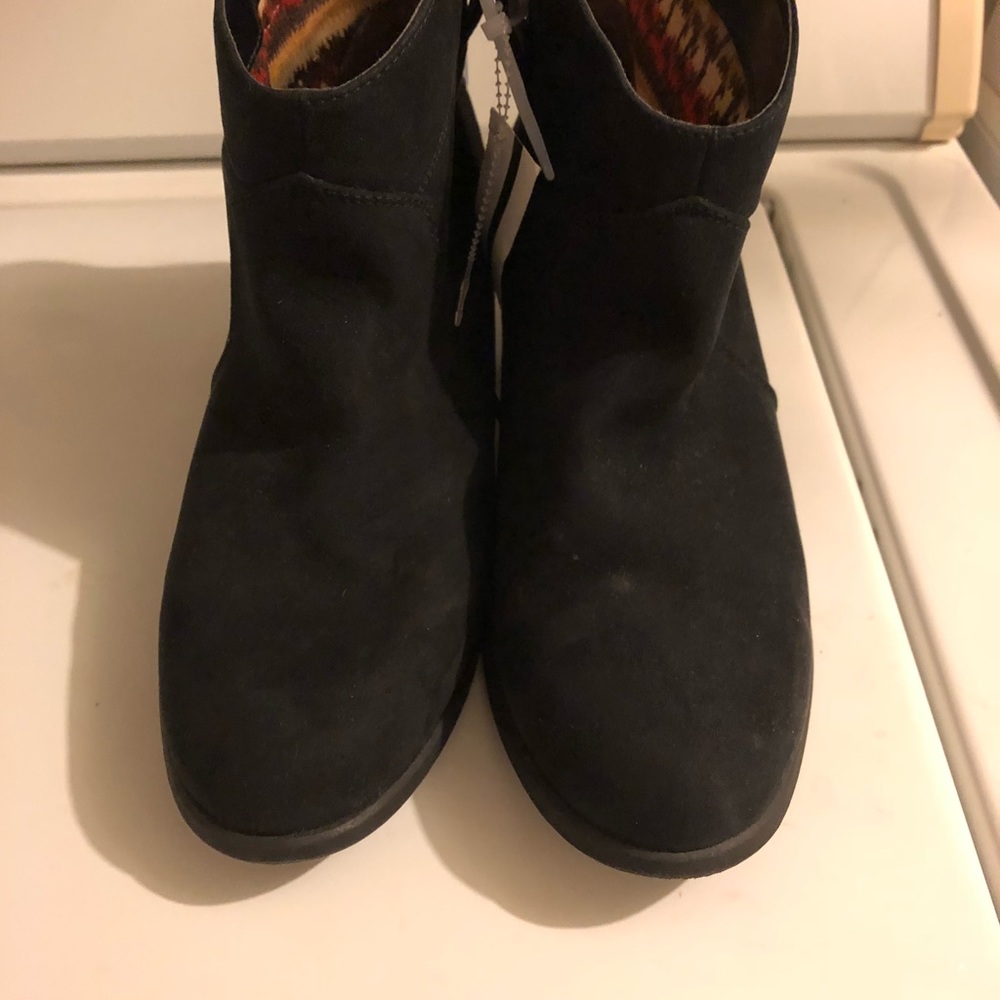 Ladies Boots size 11