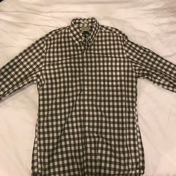 J. Crew - button down - long sleeve - slim fit - Picture 1 of 4