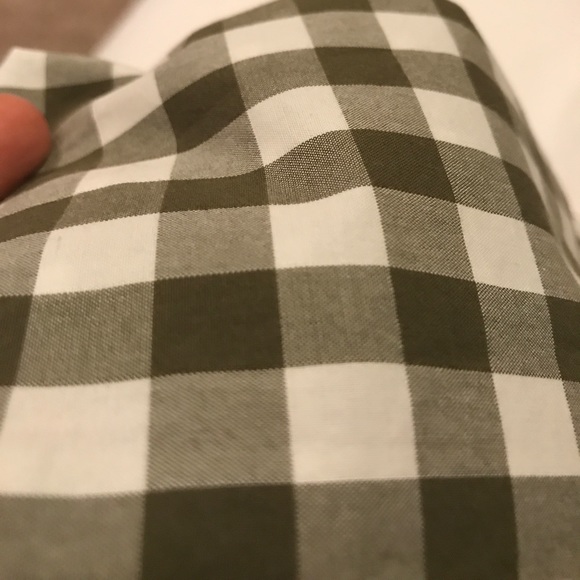 J. Crew - button down - long sleeve - slim fit - Picture 4 of 4