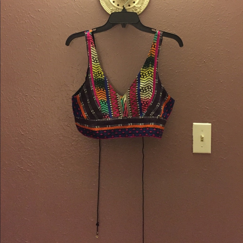 Crop top