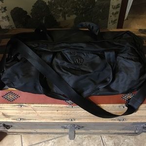 Lululemon gym bag!