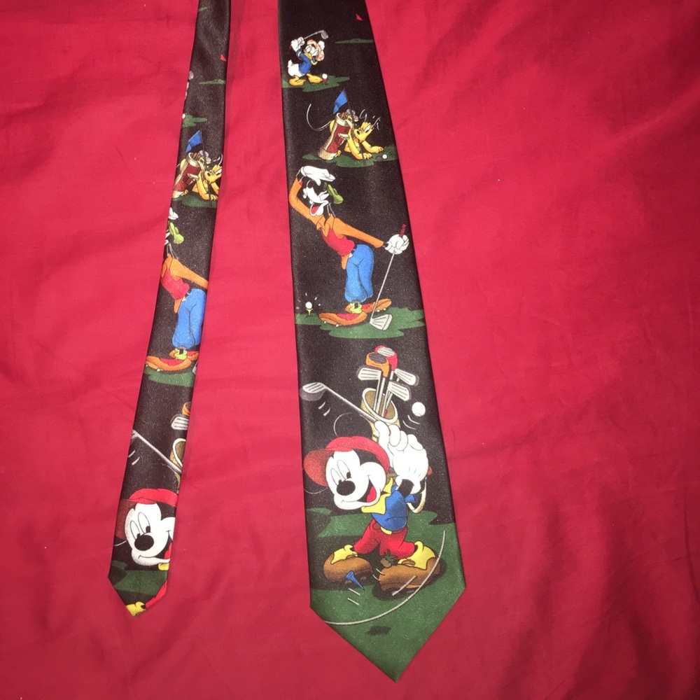 Mickey Golfing Tie