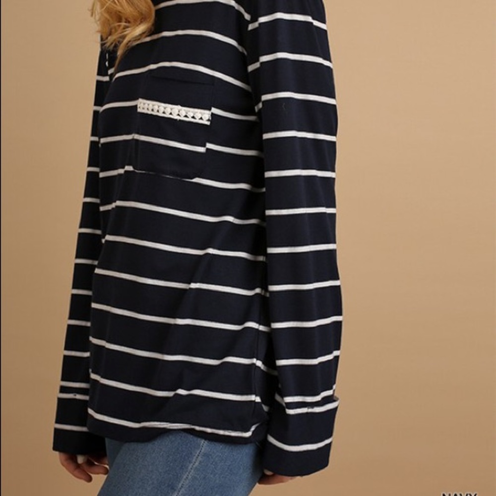 Lace up sweatshirt - Picture 3 of 4