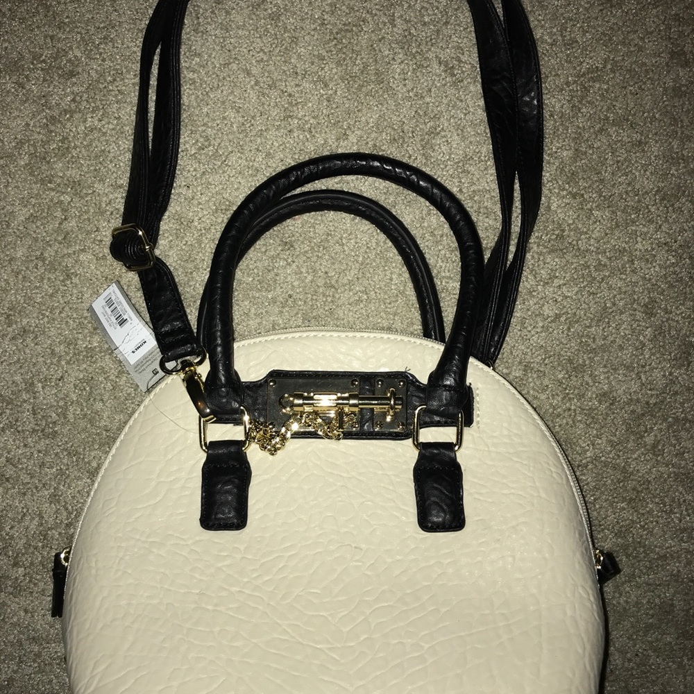 Apt. 9 cream crossbody Purse