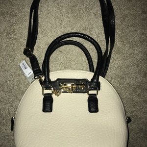 Apt. 9 cream crossbody Purse