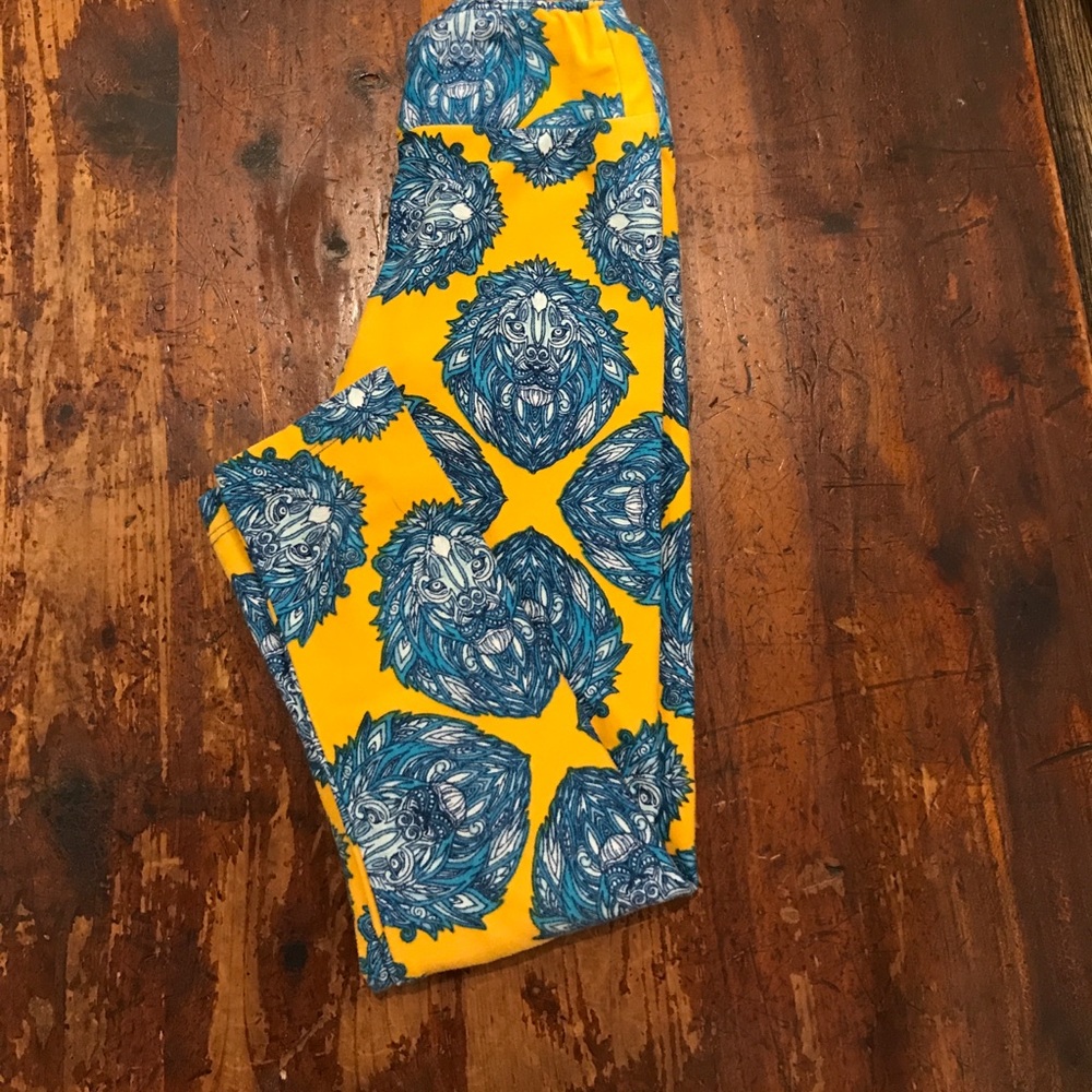 Girl's Lularoe leggings