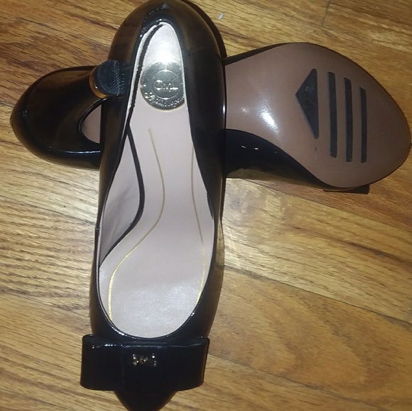 GML ... beautiful Charcoal Gray or Pewter .. pumps - Picture 4 of 7