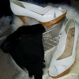 4" Snow White Heels