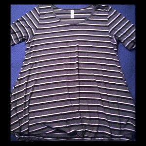 LuLaRoe  Perfect T, 2XL, grey and black stripes