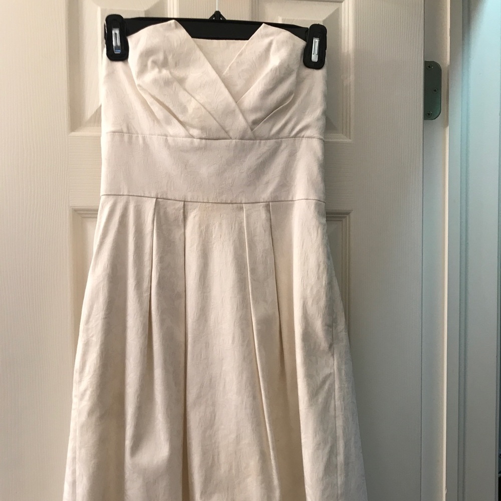 White House black market cocktail dress