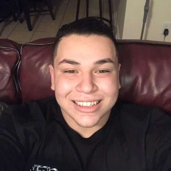 Meet your Posher, Max - Picture 1 of 1