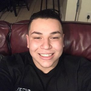 Meet your Posher, Max