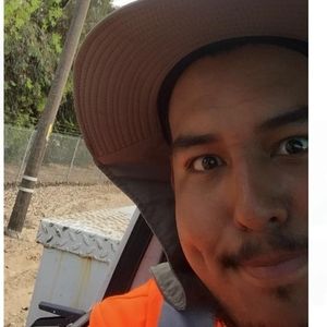 Meet your Posher, Manuel