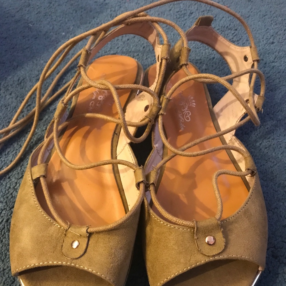 Sandals - Picture 5 of 5