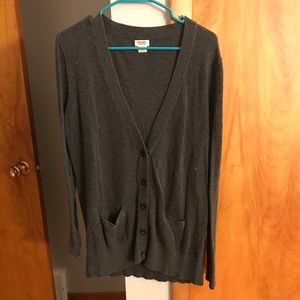Grey cardigan