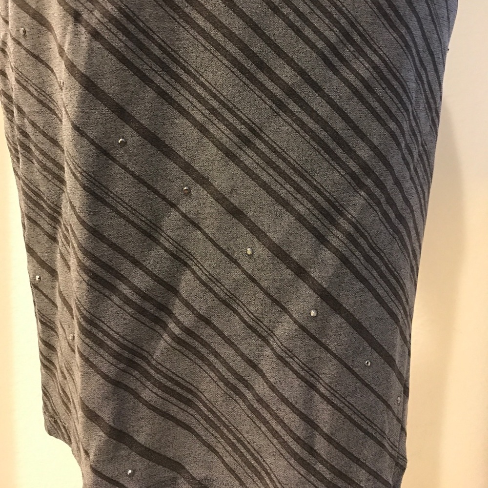 Express Skirt - Picture 3 of 4