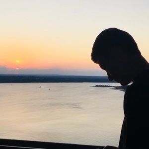 Meet your Posher, Aaron