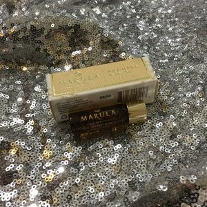 Marula facial oil sample