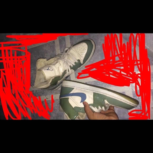 Air Jordan 1 - Picture 3 of 6