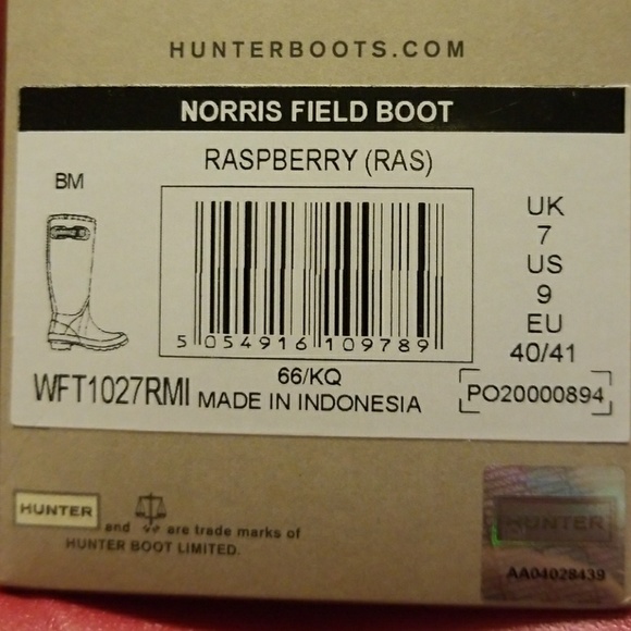 NEW - Hunter Rain Boots! - Picture 5 of 5