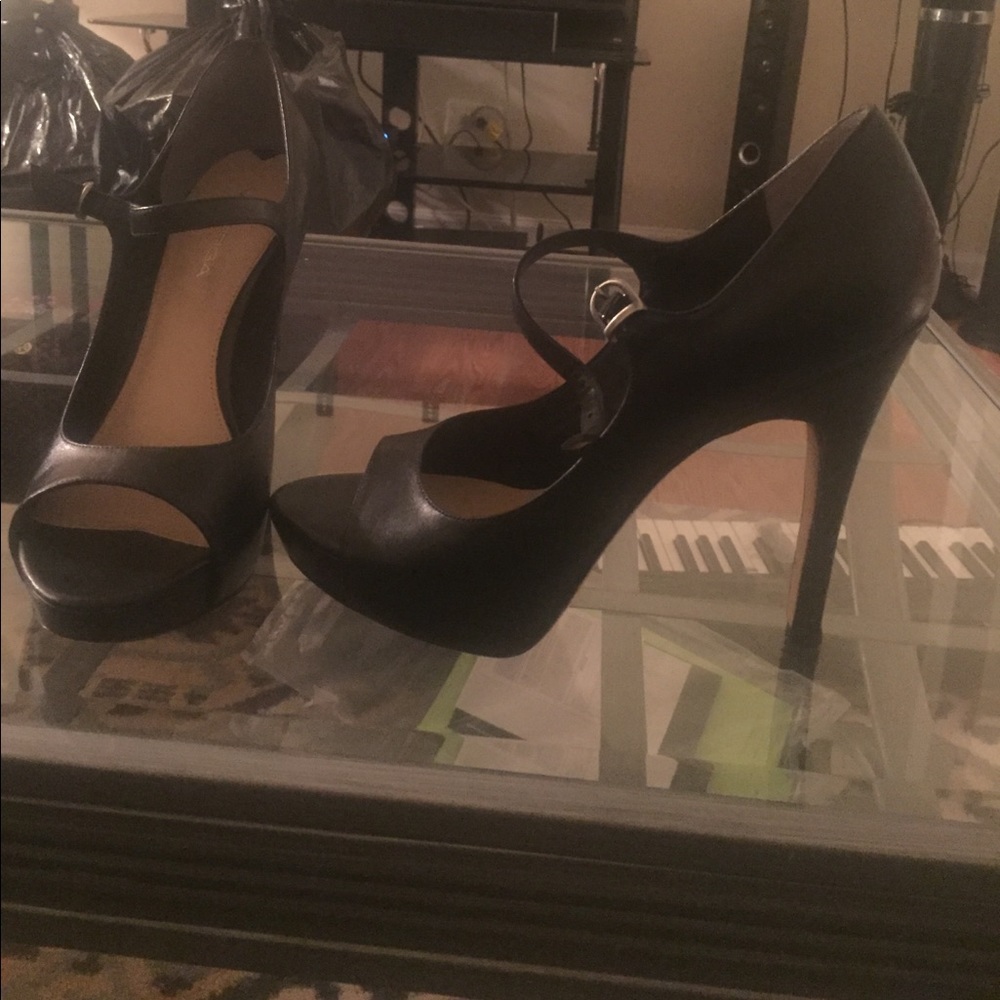 Via Spiga Mary Jane heels