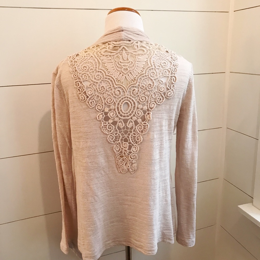 (A) Eyeshadow brand cardigan from Buckle.