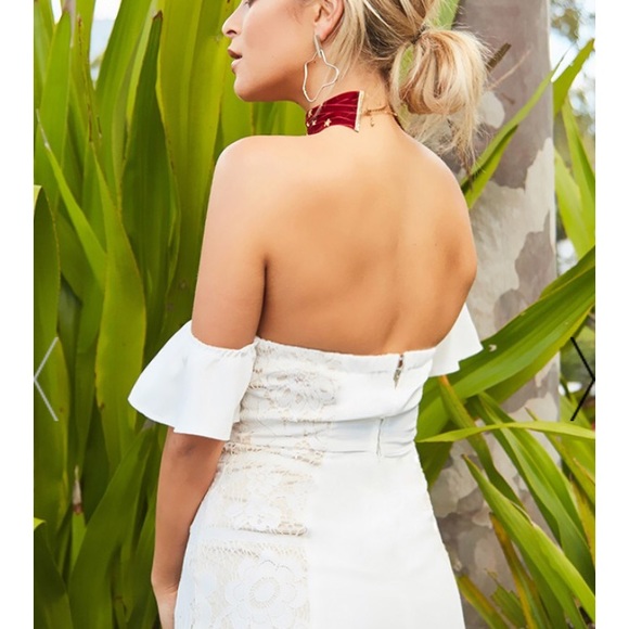 ‘Oriana’ Off the shoulder white ruffle mini dress - Picture 3 of 6