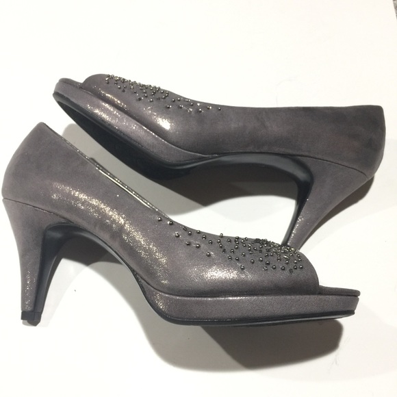 BANDOLINO MIRABEL SATIN BEADED PEEP TOE HEELS - Picture 2 of 7