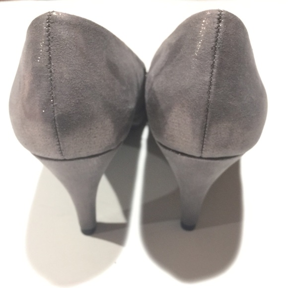 BANDOLINO MIRABEL SATIN BEADED PEEP TOE HEELS - Picture 3 of 7