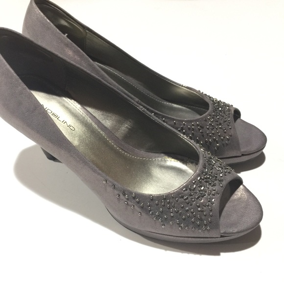 BANDOLINO MIRABEL SATIN BEADED PEEP TOE HEELS - Picture 4 of 7