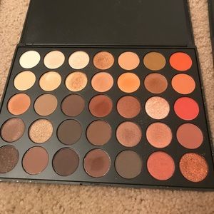 Almost new morphe pallete 35O