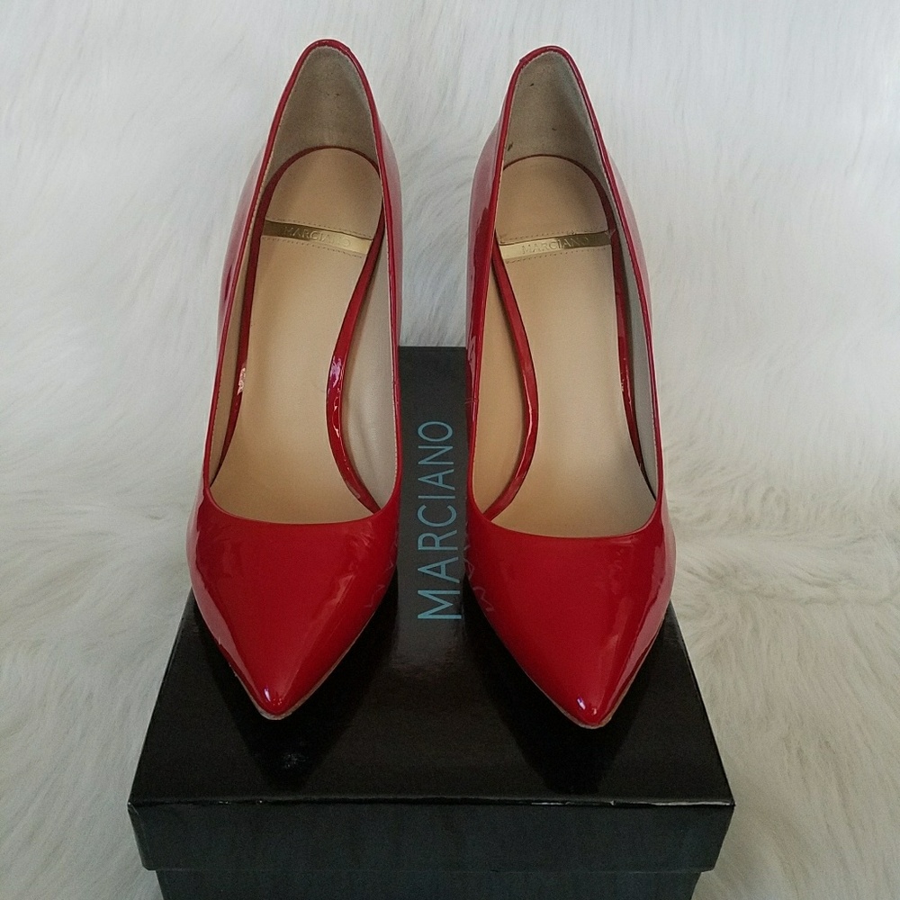 Red Pumps - image 1
