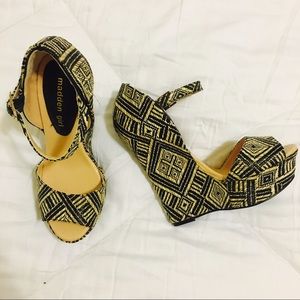 Madden Girl Wedges